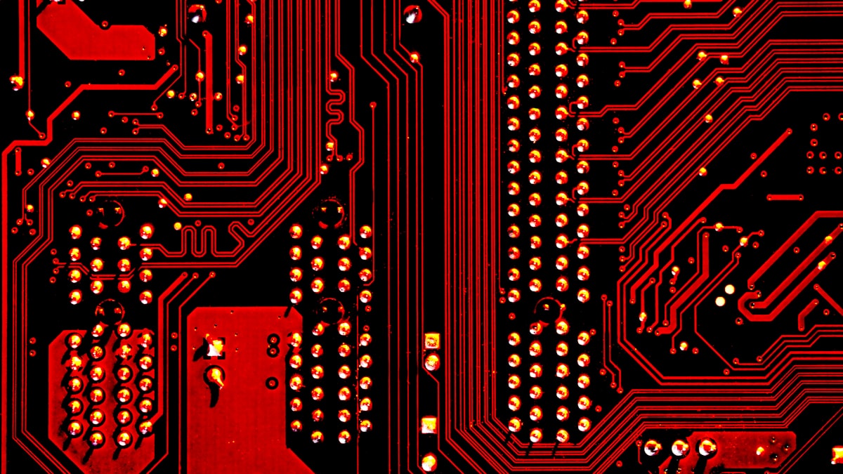 台積電先進製程訂單來自全球AI晶片客戶，公司同時大舉擴充美國亞利桑那州的產能。